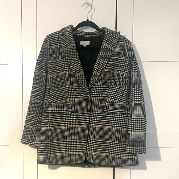 LOFT Plaid Open-Front Blazer in Gray and Tan - Picture 3 of 9